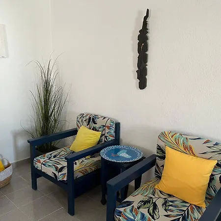 Casa Mar Azul. * Tinajo