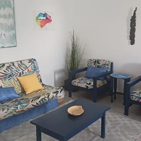 Casa Mar Azul. Тинахо