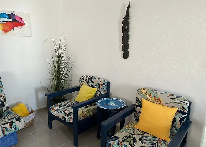 Casa Mar Azul. * Тинахо